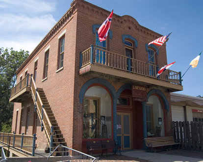 Coffee Street Inn - Lodging in Lanesboro, MN